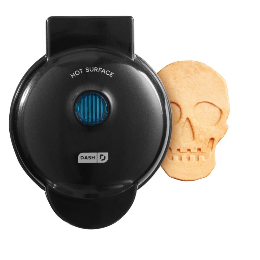 NIB Dash 4” Non Stick 350 Watt Black Mini Skull Waffle Maker w/Recipes